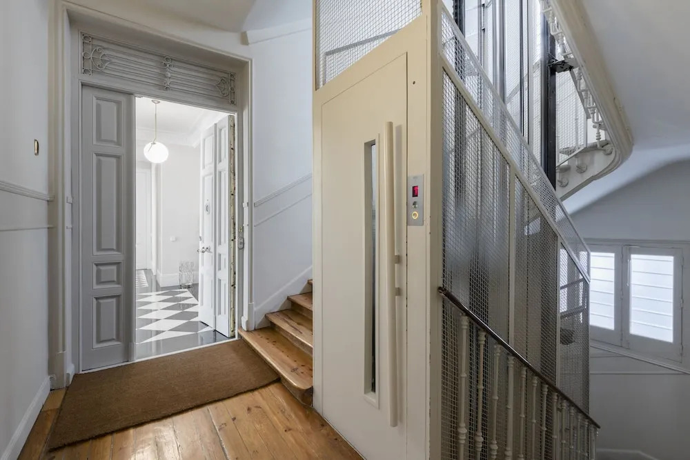 Justicia Apartment II