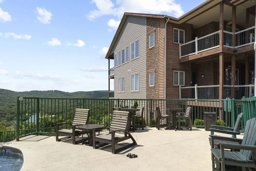 The Branson Stone Cliff Hideaway - 3 Min From Silver Dollar