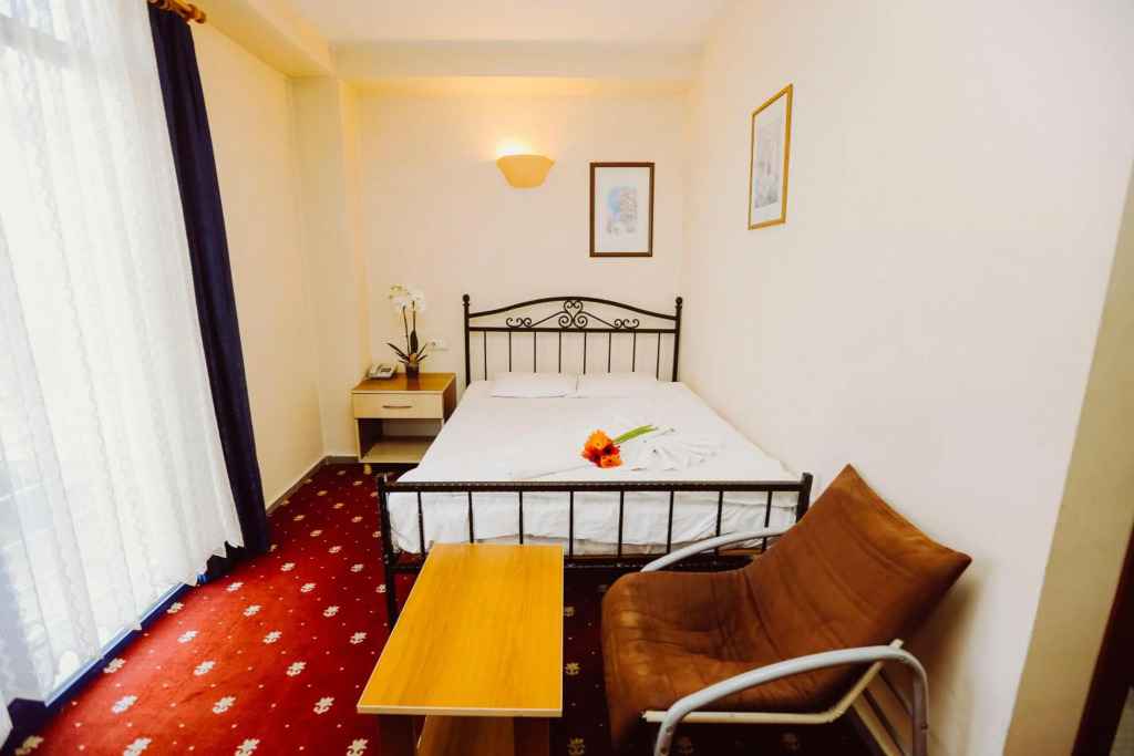 Ozalp Han Hotel