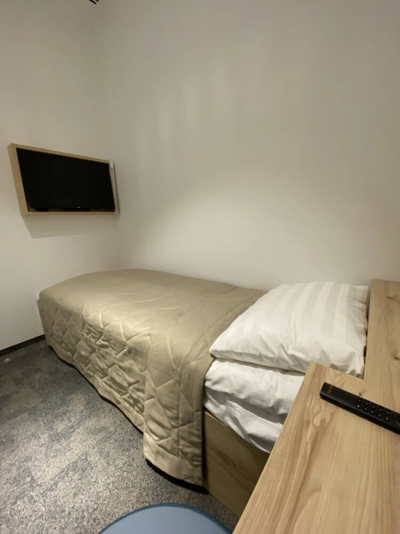 Зал сна и отдыха Sleep Lounge, Терминал D — хостел