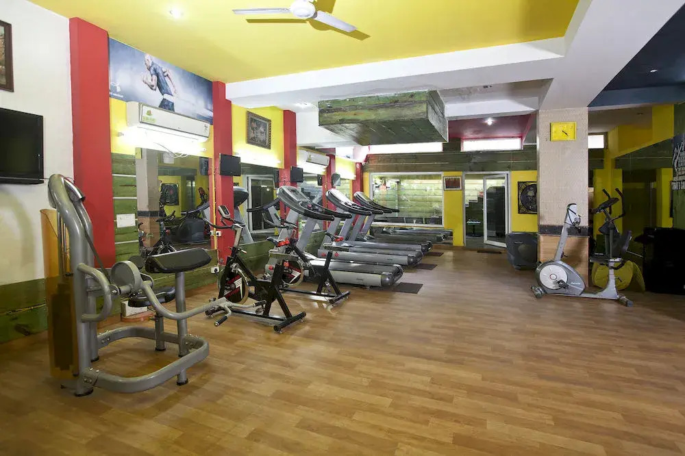 OYO Premium Medanta 2