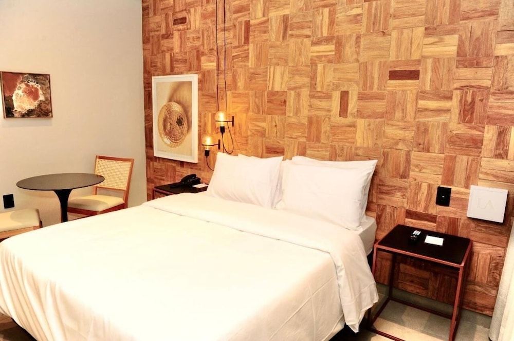 LA HOTEL VOTUPORANGA