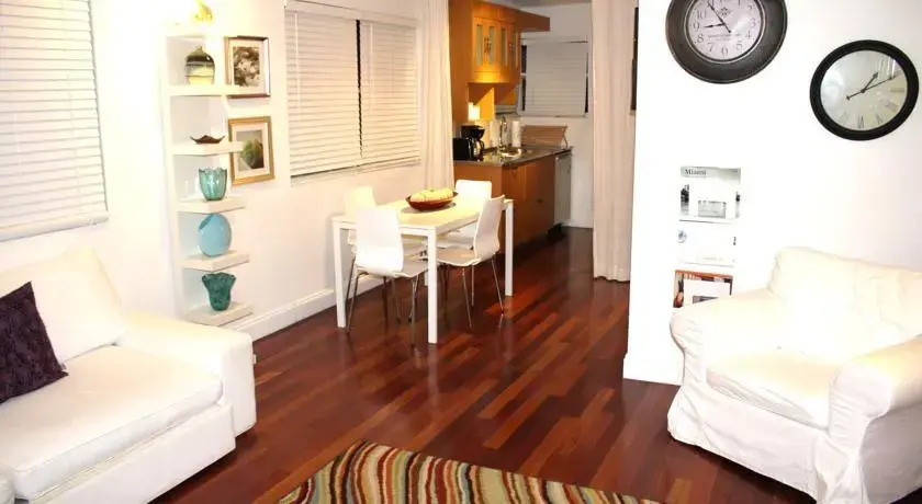 Sunset Apartment by Mediterraneo International