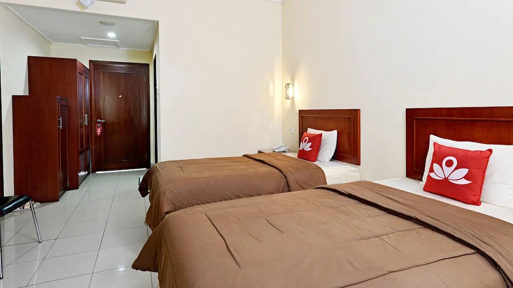 ZEN Rooms Cipayung KM 71