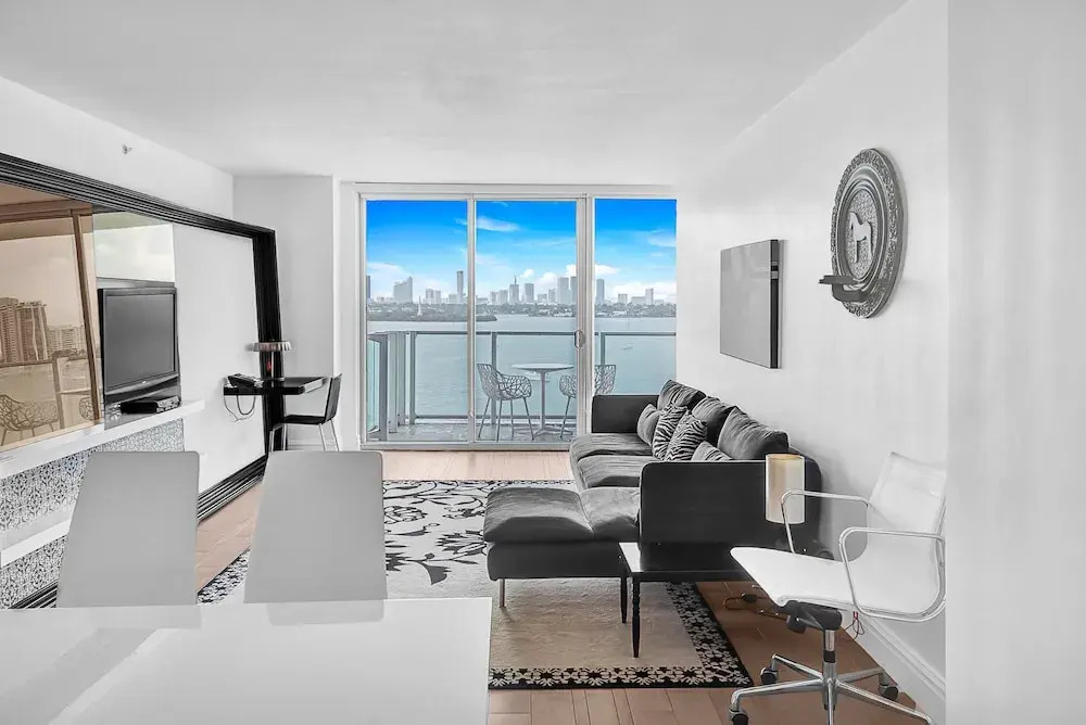 1100 West Avenue By MWG Hospitality