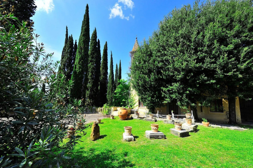 Castello di Montalbano
