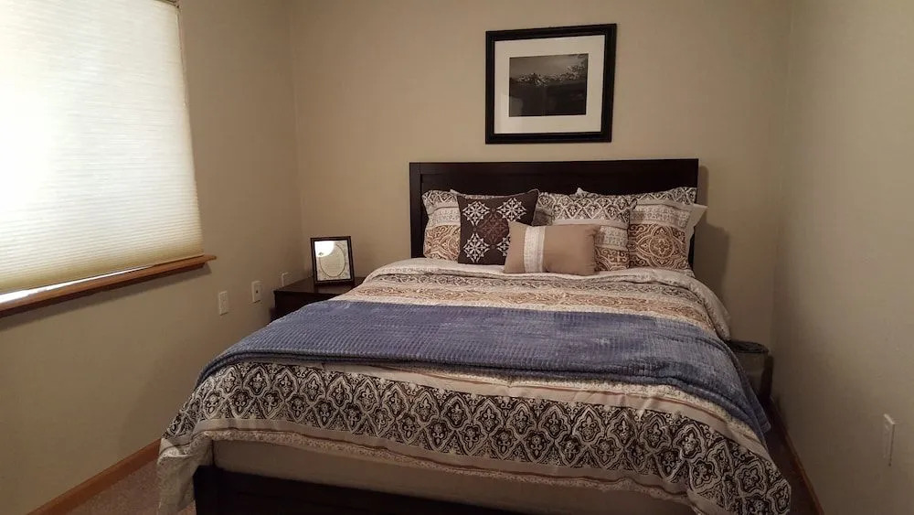 Pet Friendly,close to Heavenly With Hot Tub