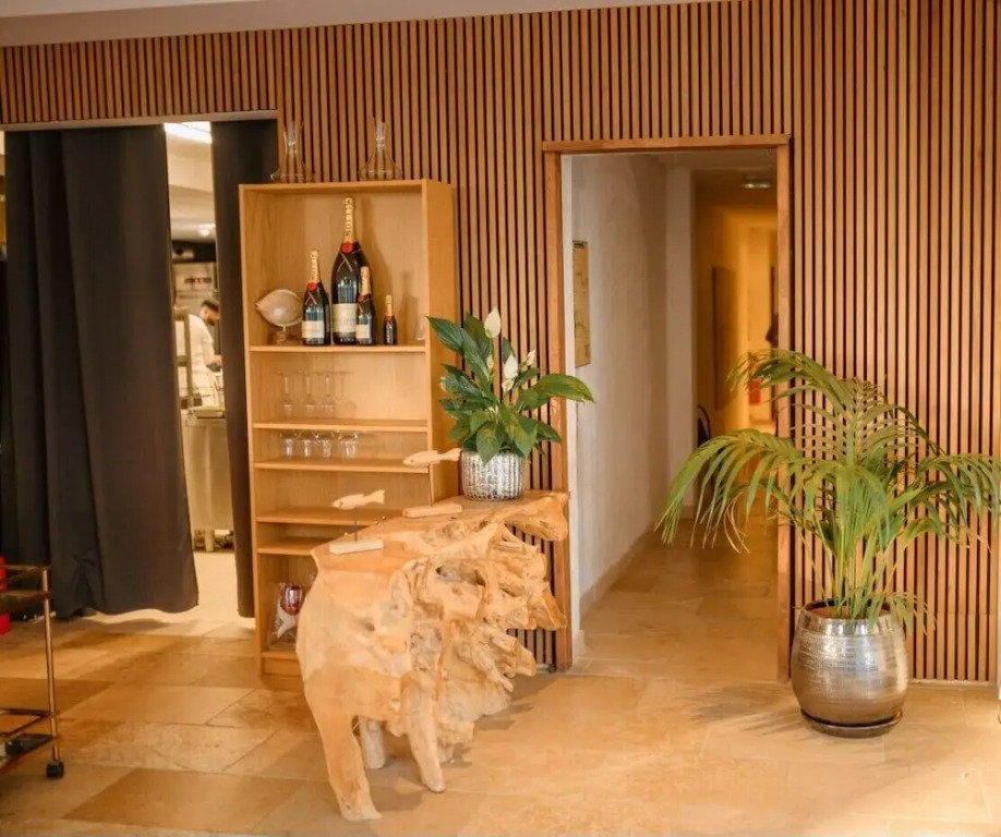 Hotel de la mer – Restaurant Tom Cariano