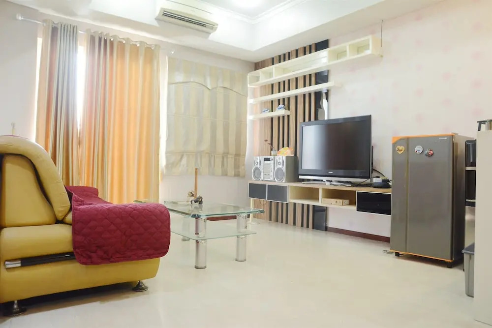 Beautiful City View 2Br Royal Mediterania Garden Residence Near Central Park Mall
