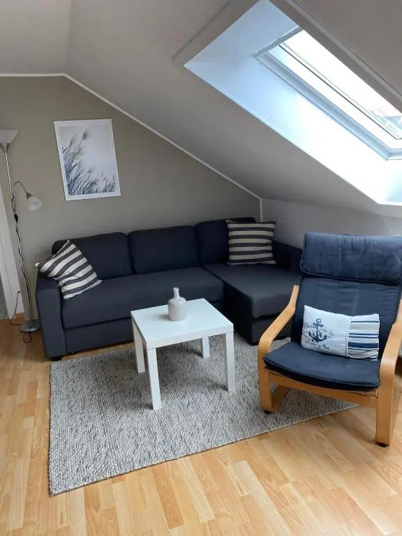 2-Zi-Ferienwohnung-Mueritzblick-direkt-am-Seeufer-perfekte-Lage-barrierefrei