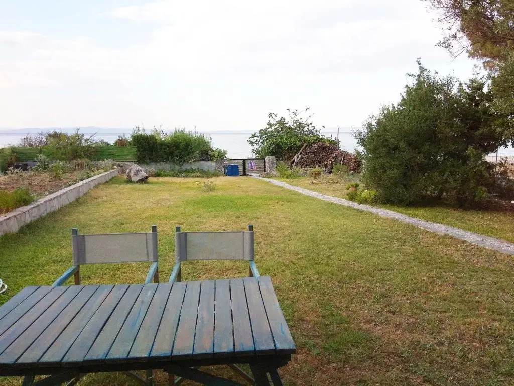 Detached Beach Front House, 1st Floor