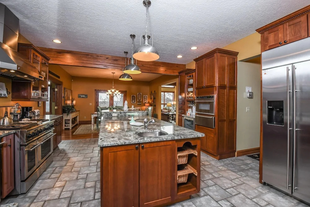 Cherries Jubilee 4 Bedroom House
