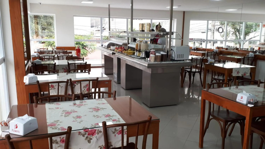Hotel Plenotel