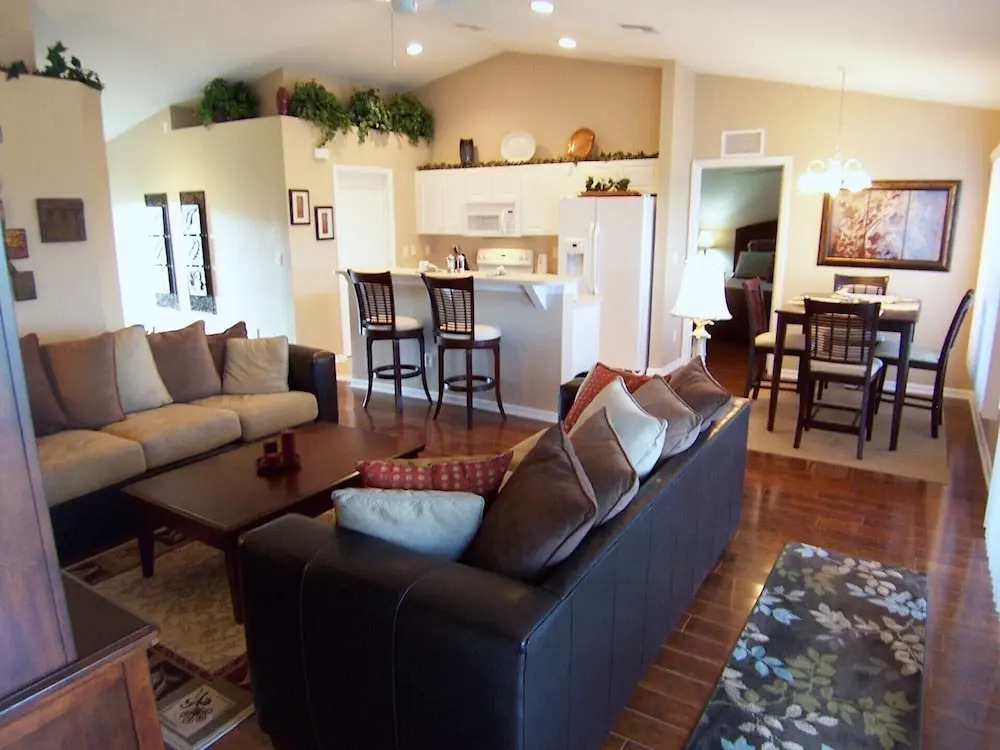 SEA Star Villa 1006