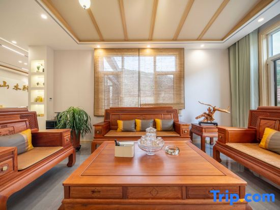 Immerse Villa