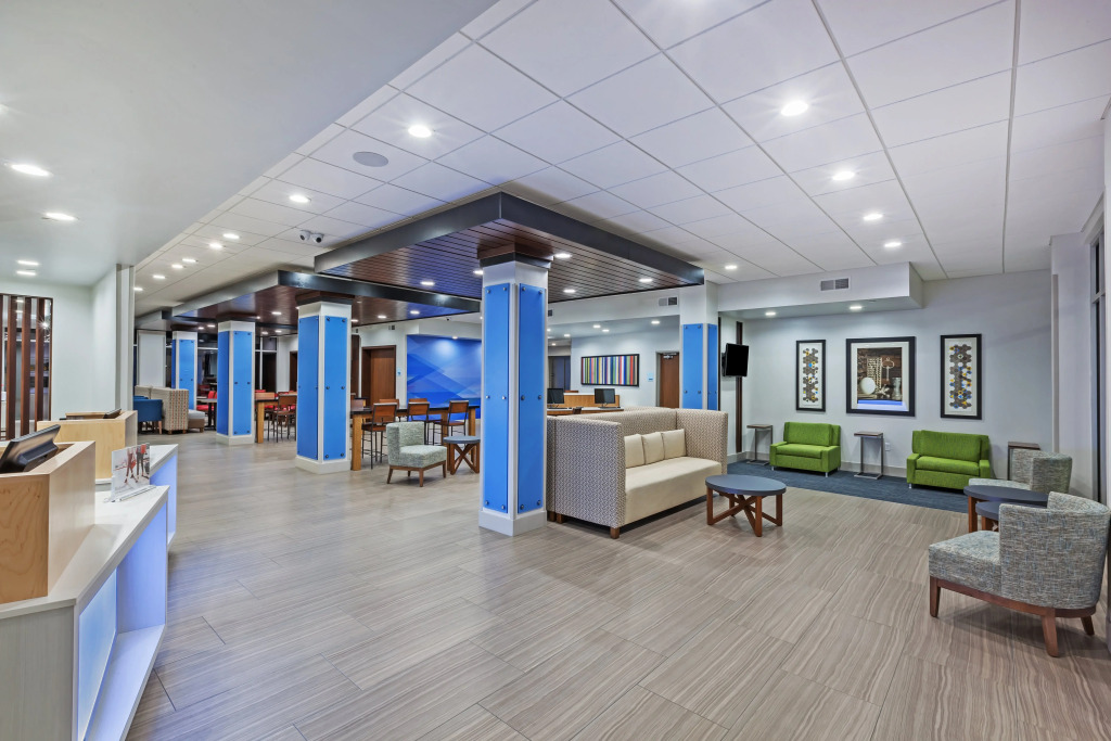 Holiday Inn Express & Suites - Coffeyville by IHG