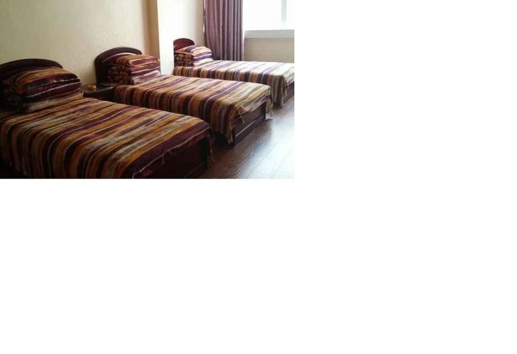 Huangchengxiangfu 404 Home Stay