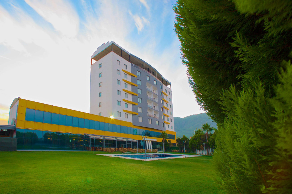 Ramada By Wyndham Soma