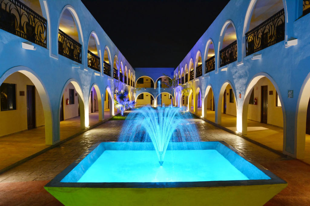 Hacienda Inn Aeropuerto