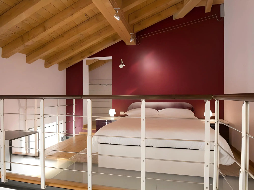 VERSOVERDE HOTEL Alzaia Naviglio Grande