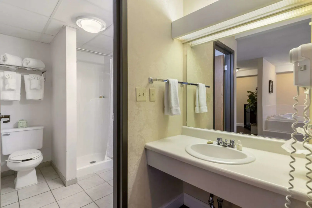 Black Bear Inn, an Ascend Collection Hotel