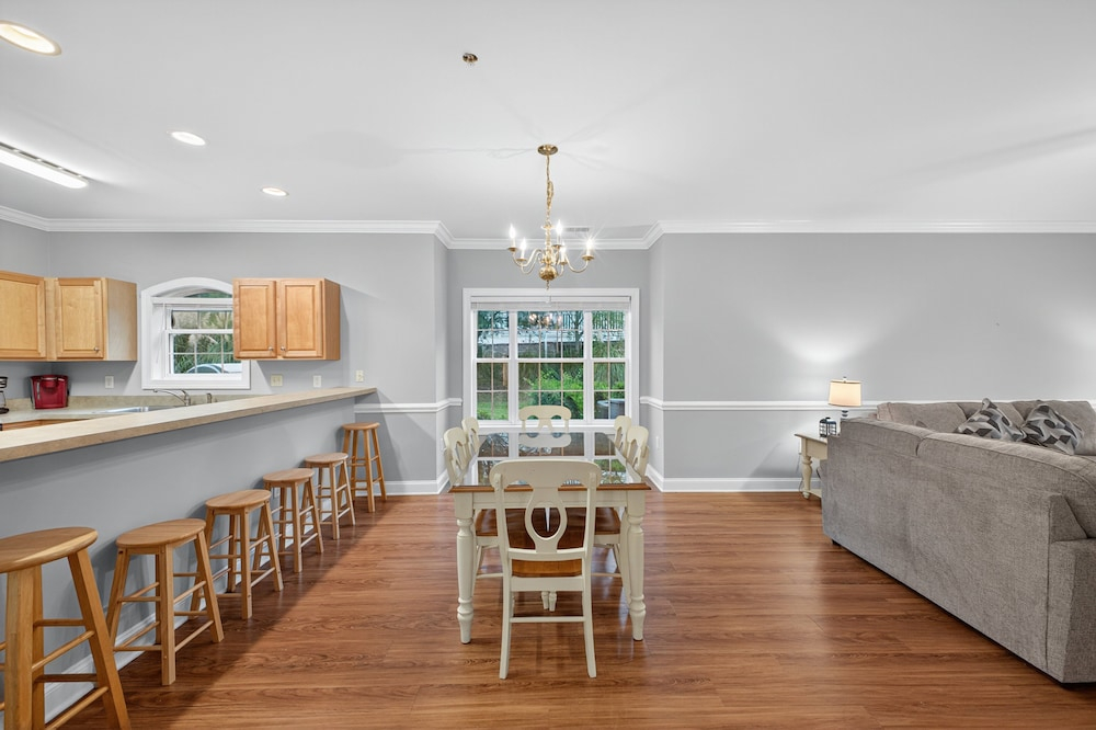 Magnolia North 4872-101