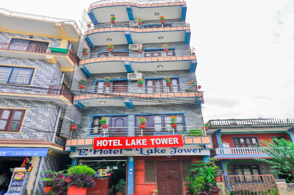 OYO 659 Hotel Lake Tower