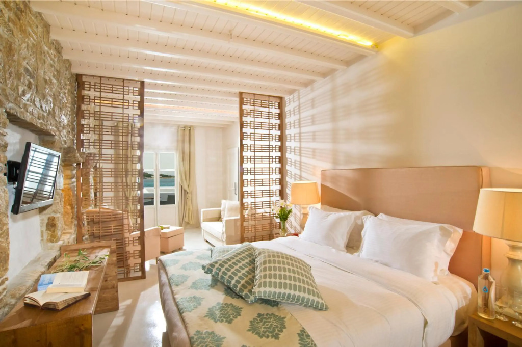 Petinos Beach Hotel