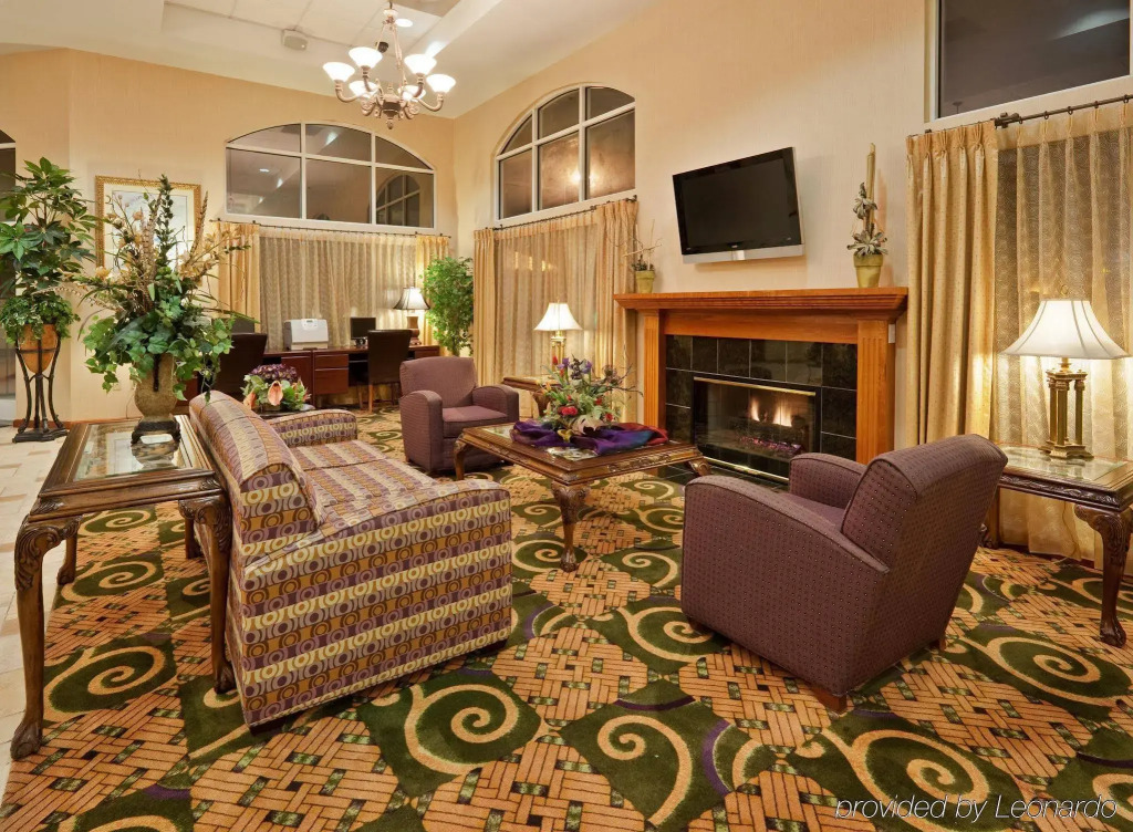 Holiday Inn Express Madera by IHG