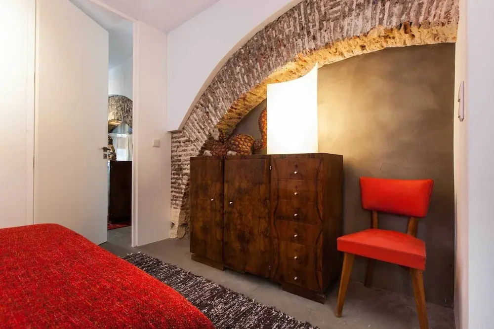 The Old Stables Chiado Apartments