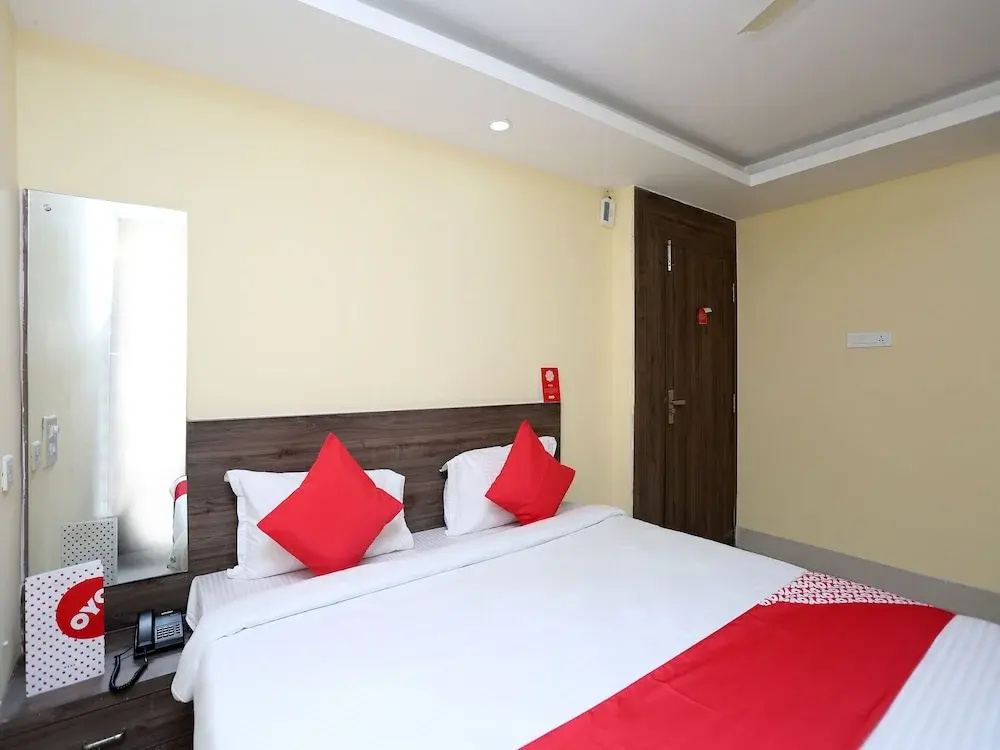 Oyo 15441 Apollo Paradise Guest House