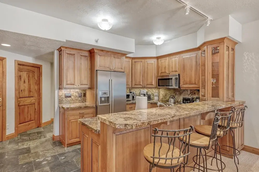 12 C Powder Run 2 Bedroom Condo by RedAwning