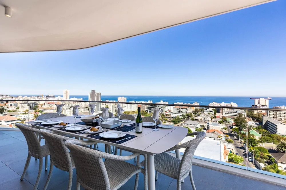 Strand Beach by Totalstay