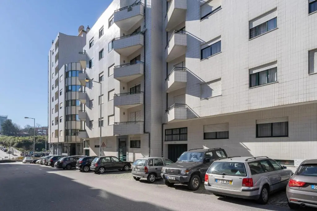 GuestReady - Modern 2BR Flat in Vila Nova de Gaia