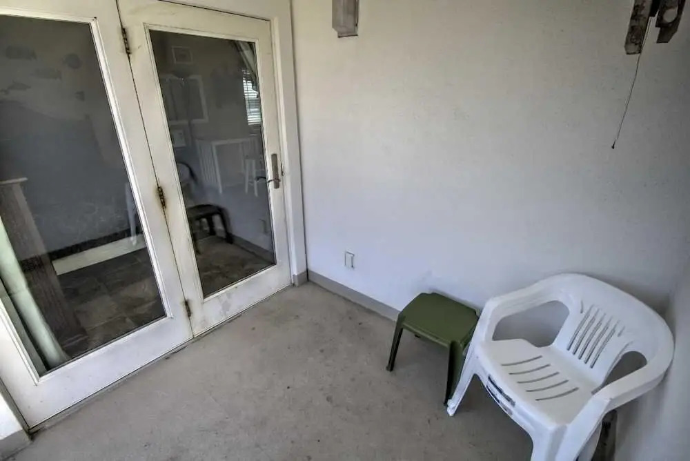 Florence I 608 Minium Studio Bedroom Condo by RedAwning