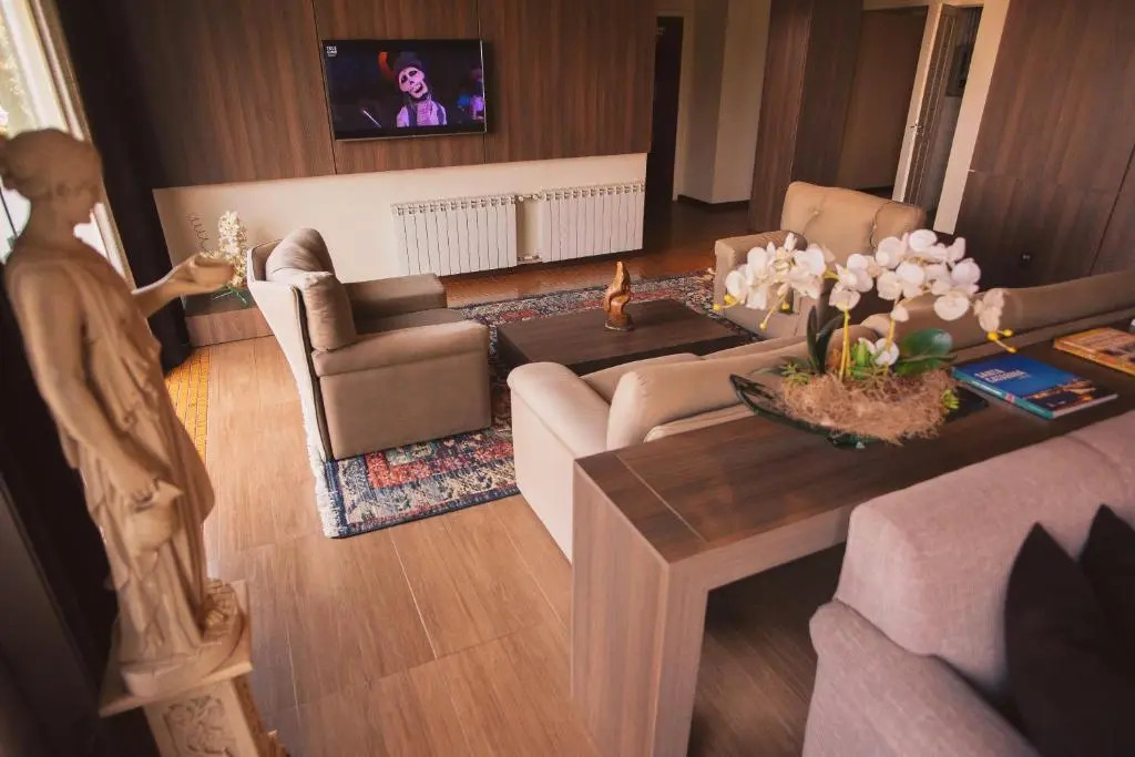 Hotel Renar