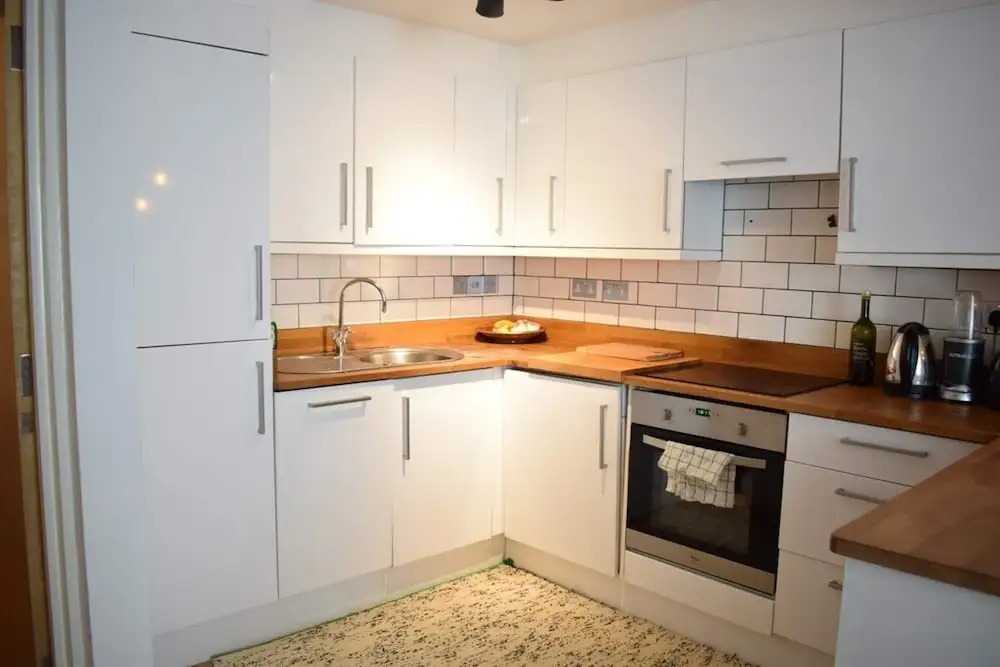 Shepherd's Bush 1 Bedroom Apartment
