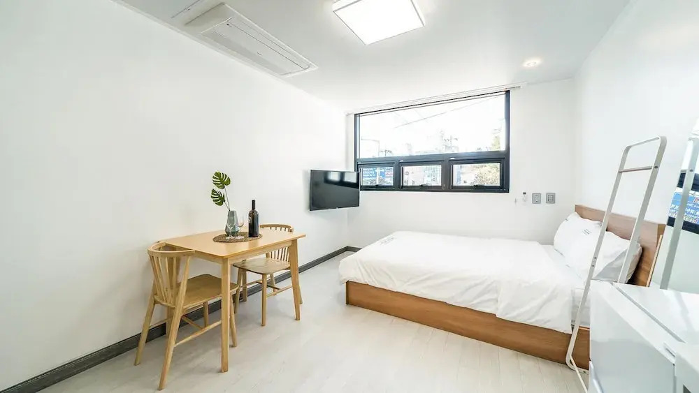 Yeosu Nangmanstay pension