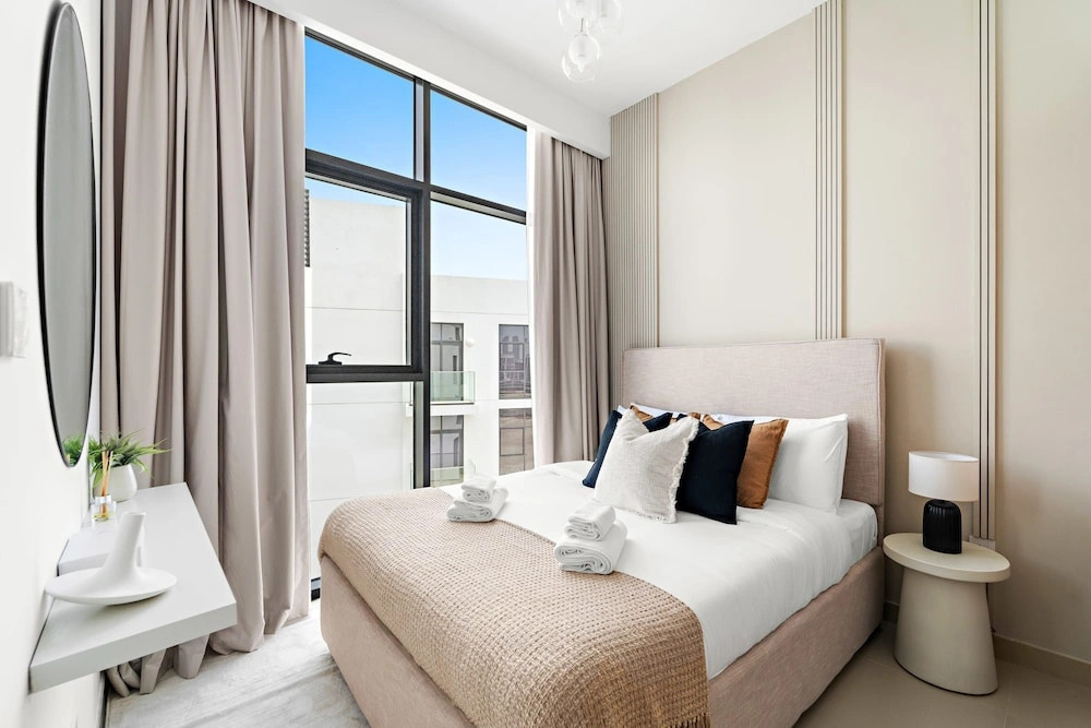 Silkhaus Cozy 2BR Sobha Hartland Azizi Gardens