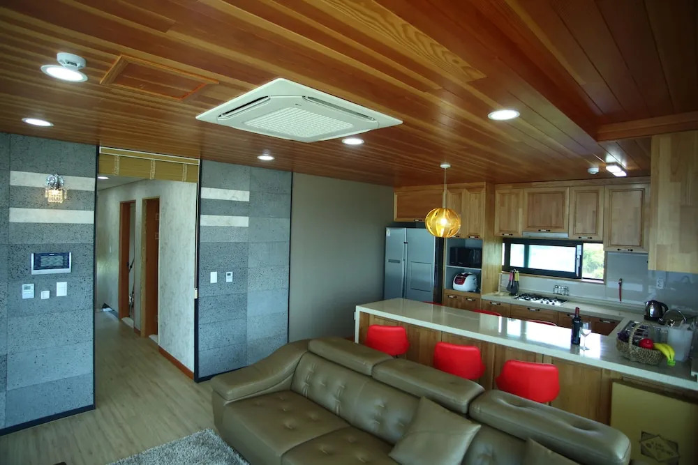 Seaside View Pension