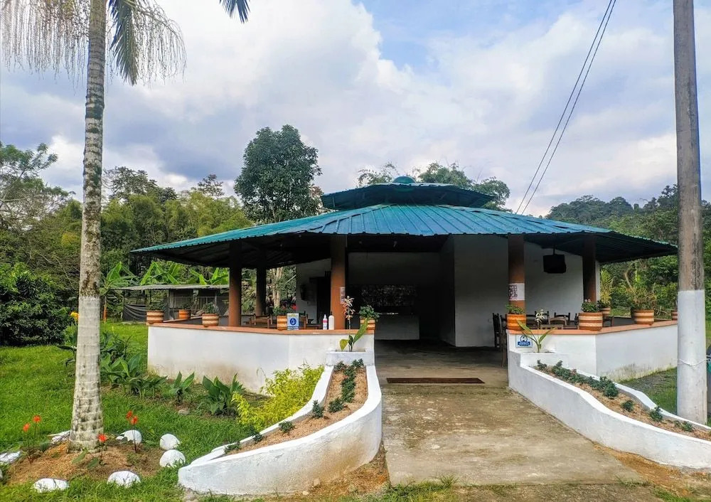 Puerto Quito Lodge - Las Iguanas