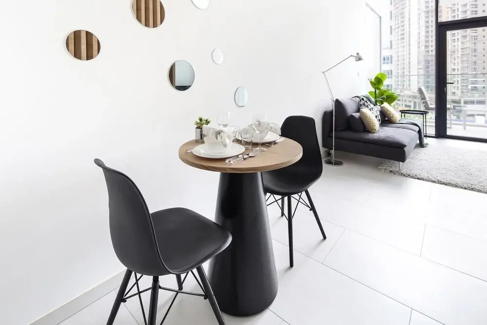 Modern & Adorable Studio w/ Spectacular Burj Khalifa Views!