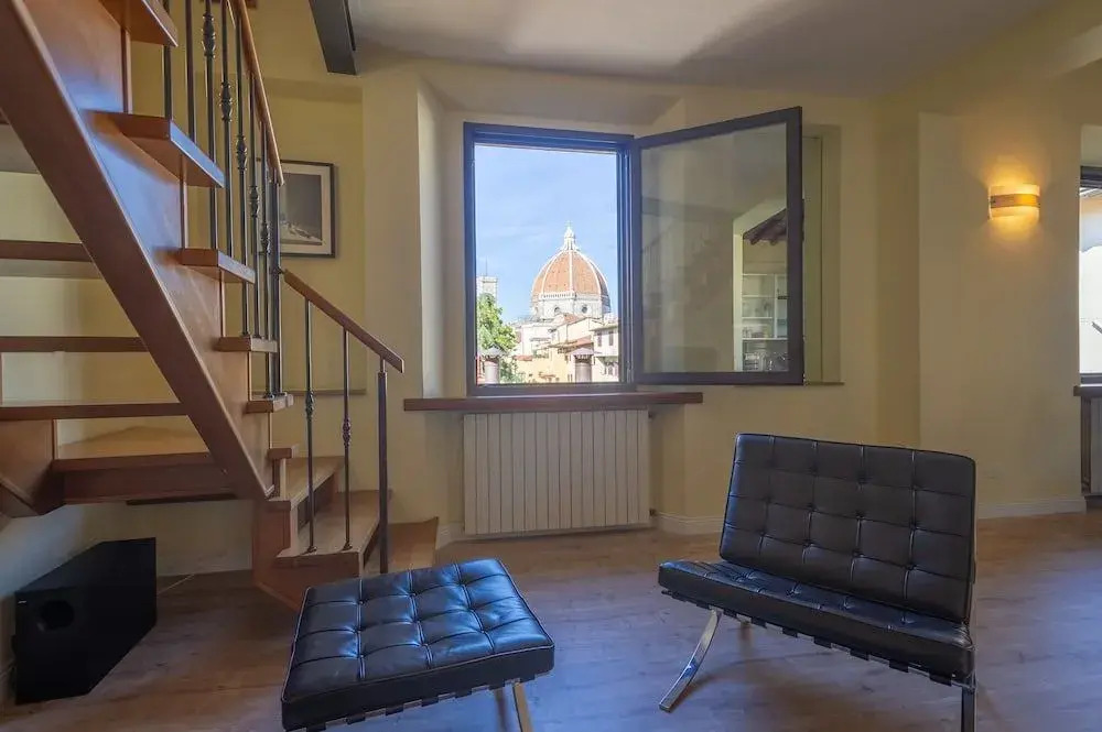 Borgo Albizi 6