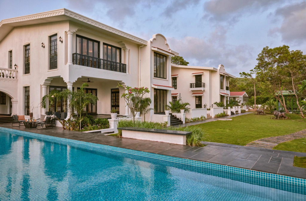 Estate De Frangipani