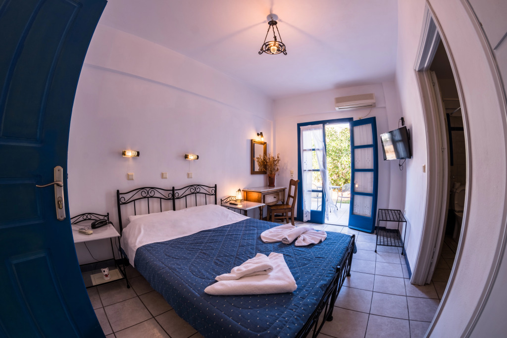 Irigeneia Hotel