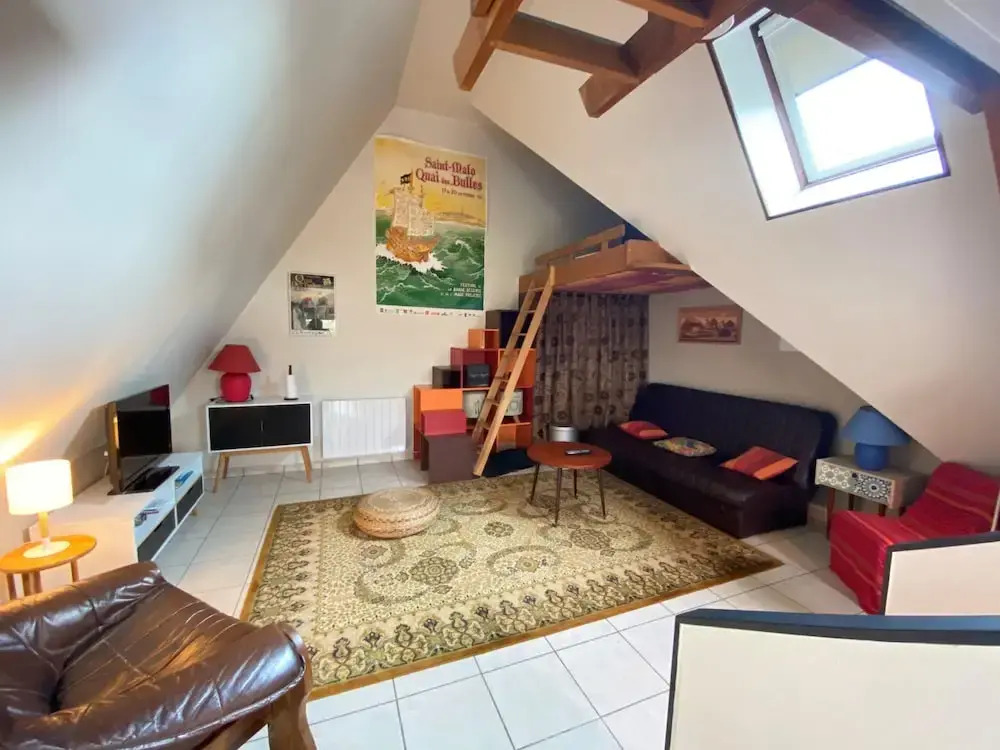 Quiet Duplex Apartment in St Briac sur Mer