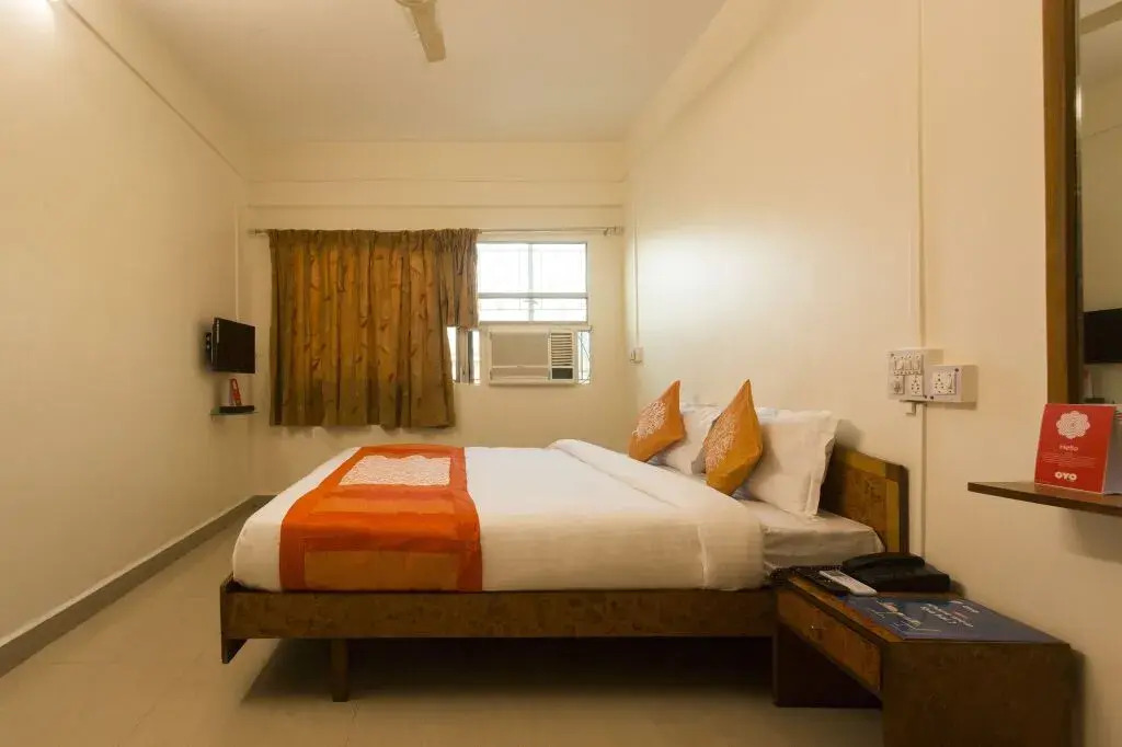 Kamini Hotel