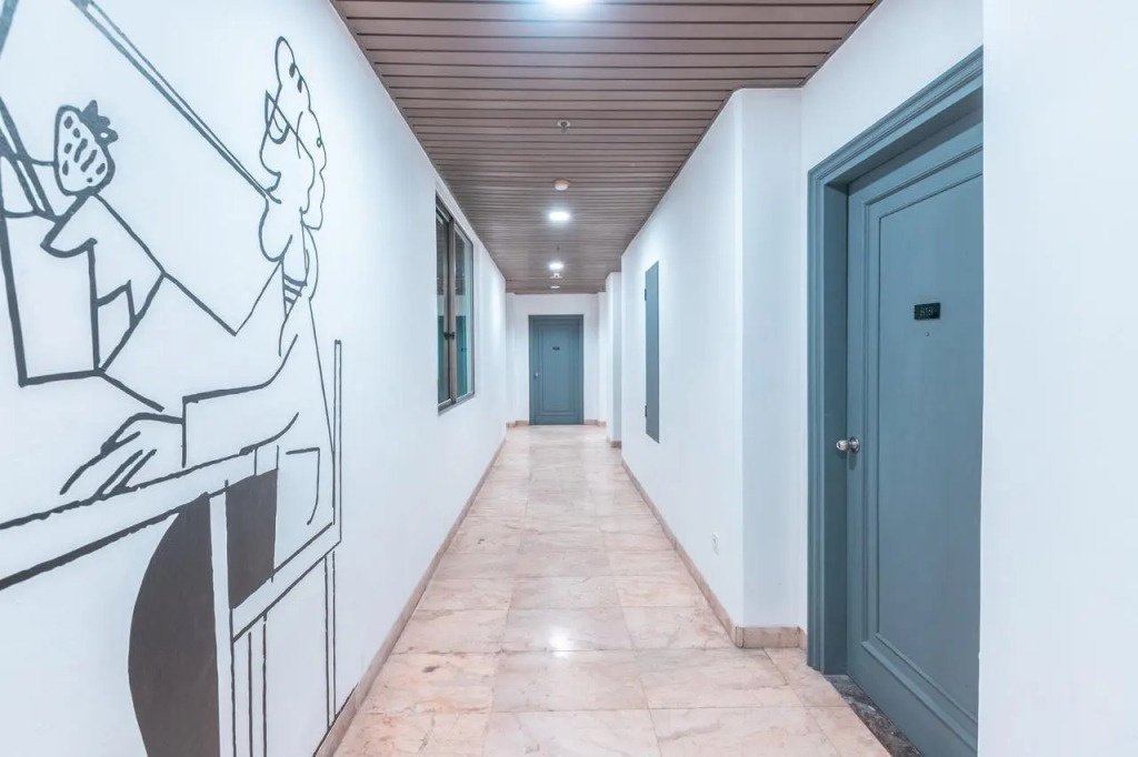Super OYO Townhouse 2 Hotel Gunung Sahari