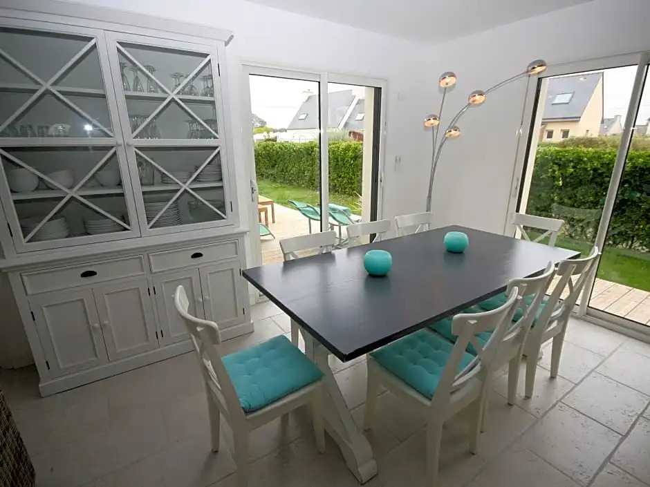 Modern villa in Plouneour-Trez  with private pool