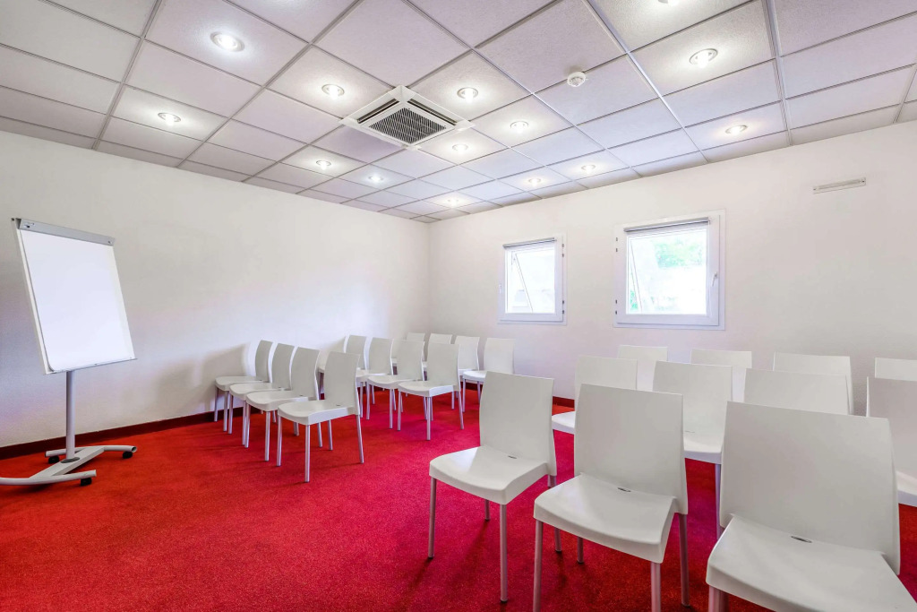 Comfort Hotel Paris Porte dIvry